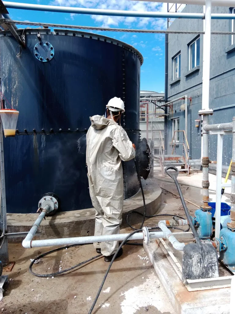 تنظيف خزانات المياه بطرق مبتكرة وفعالة 2026